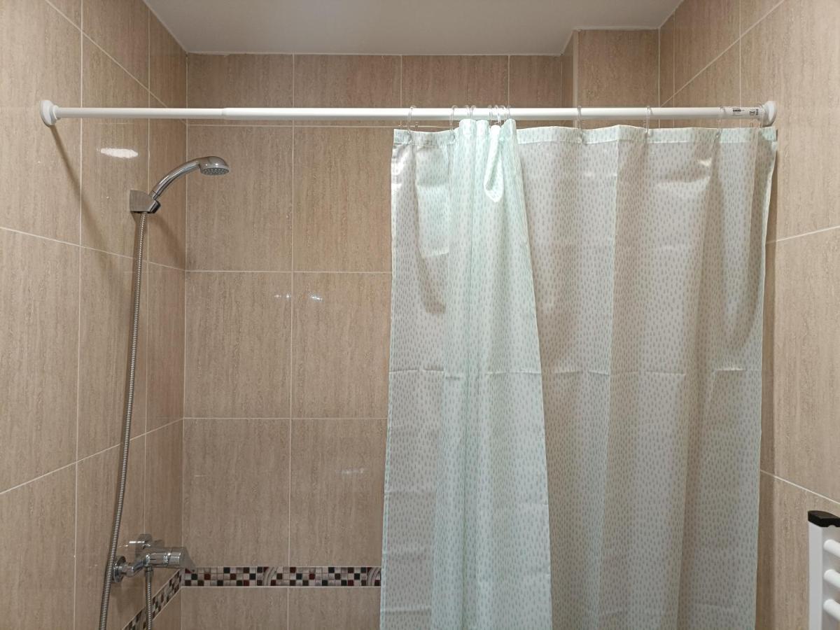 Apartamento Happy Street Socuellamos Luaran gambar