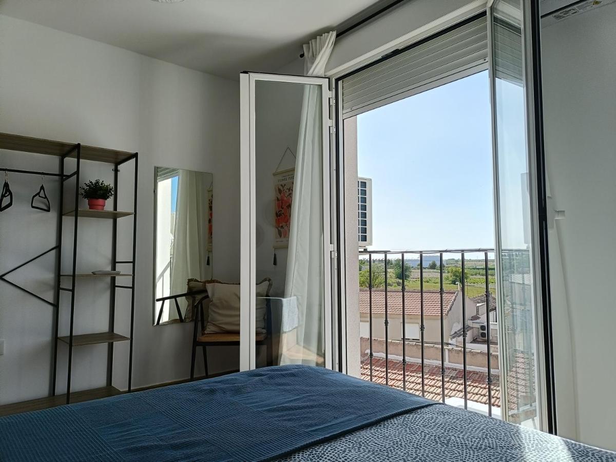 Apartamento Happy Street Socuellamos Luaran gambar